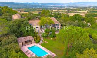Maison 8 Pièces 250 m² à vendre à Gordes (84220)