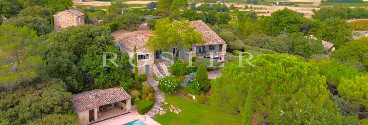 Maison 8 Pièces 250 m² à vendre à Gordes (84220)
