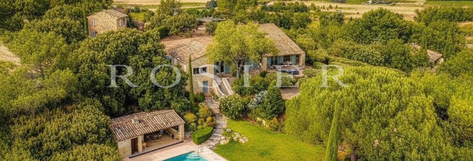 Maison 8 Pièces 250 m² à vendre à Gordes (84220)