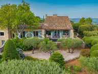 Gordes, belle propriété en pierres avec dépendance, offrant des — photo 2