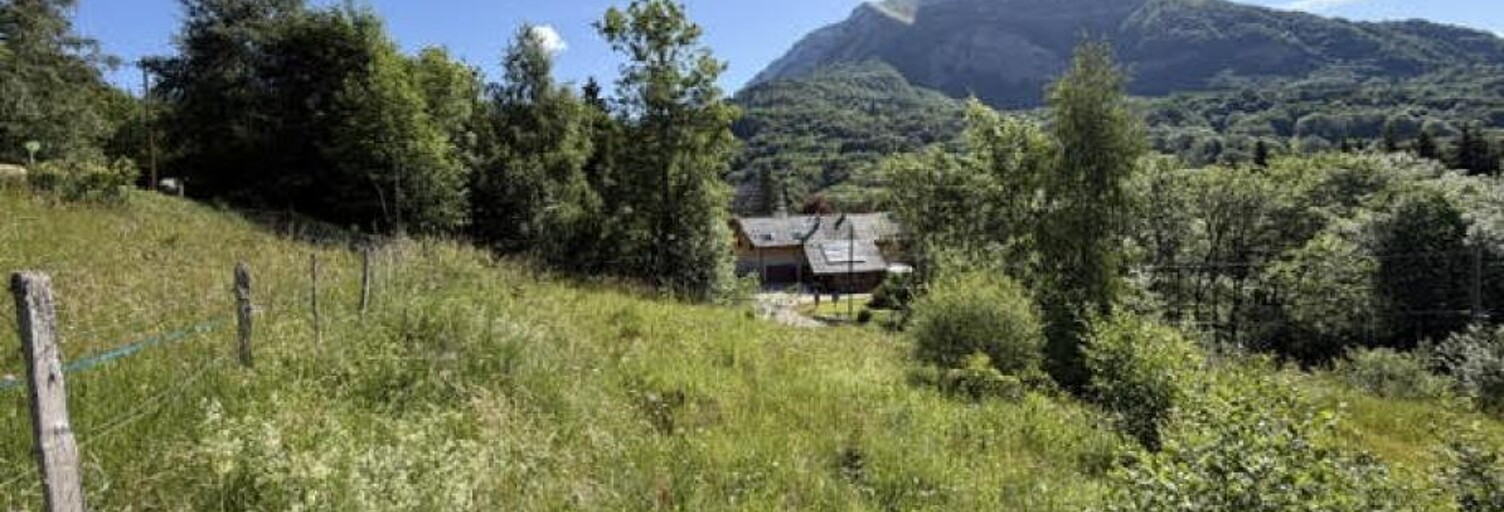 Terrain  802 m² à vendre à Les Déserts (73230)