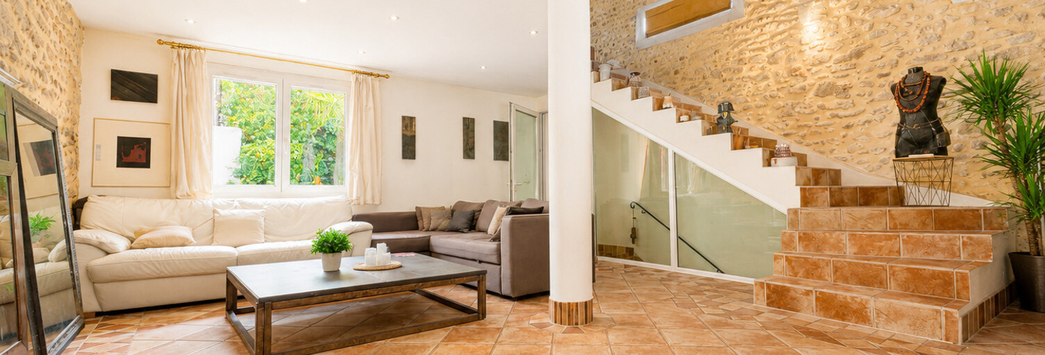 Maison 7 Pièces 220 m² à vendre à Vauvert (30600)