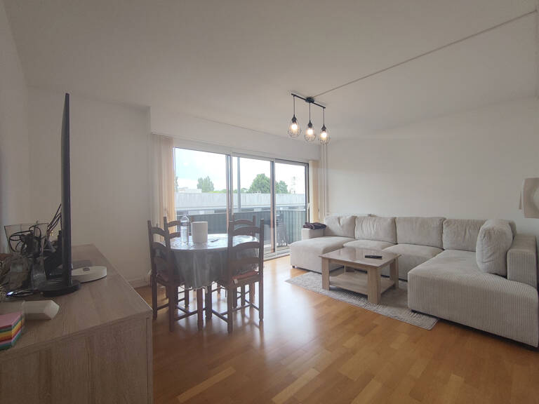 SUPERBE APPARTE F4 DE 78M2 REFAIT A NEUF AVEC BALCON ET ASCE — photo 1