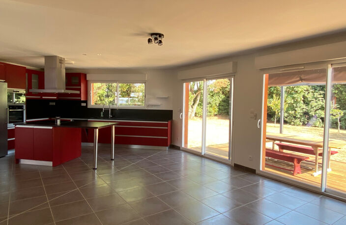 Maison T5 - Port-des-Barques — photo 2