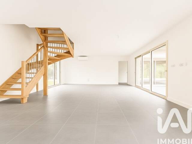 Vente Maison/villa 5 pièces — photo du bien