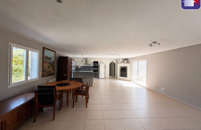 Vente maison 5 pièces 150 m² Foix (09000) — photo 4