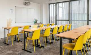 Bureau  1040 m² à louer à Villeurbanne (69100)
