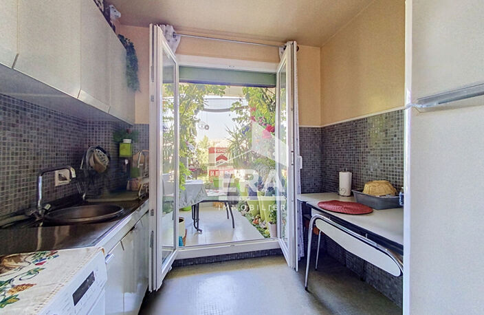 Appartement Marseille 4 pièce(s) 73 m2- balcon — photo 4