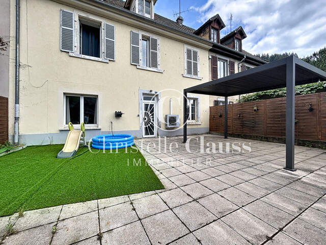 Maison mitoyenne  6 pièces 141.4 m2 à Thann — photo du bien