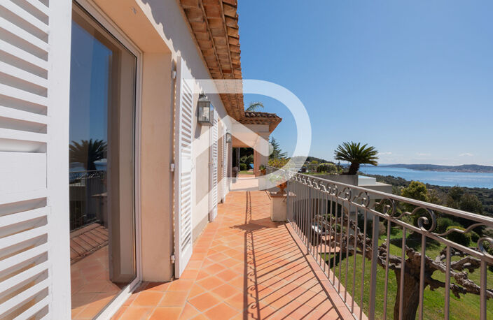 GRIMAUD MAISON 9 Pièces 640M2 env vue mer avec Piscine — photo 4