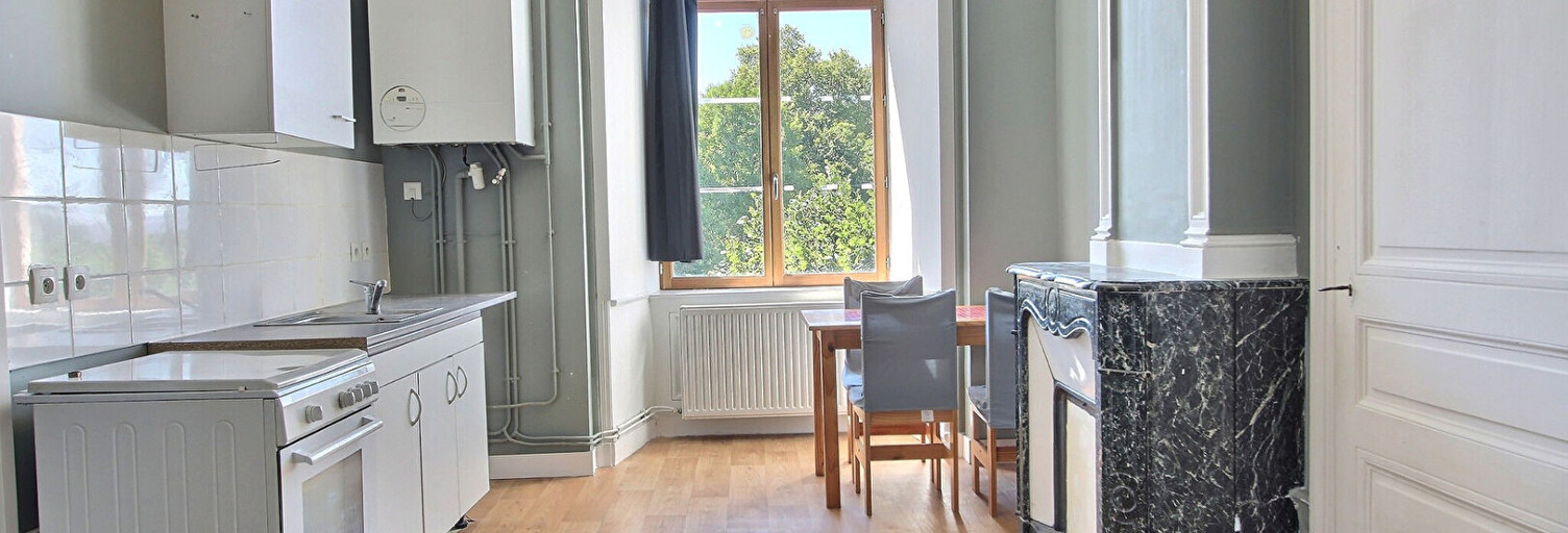 Appartement 2 Pièces 29 m² à vendre à Sury-le-Comtal (42450)