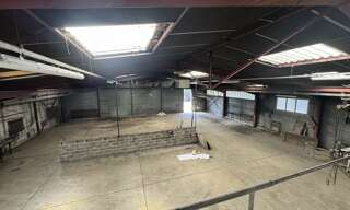 Commerce  685 m² à vendre à Saint-Pierre-des-Corps (37700)