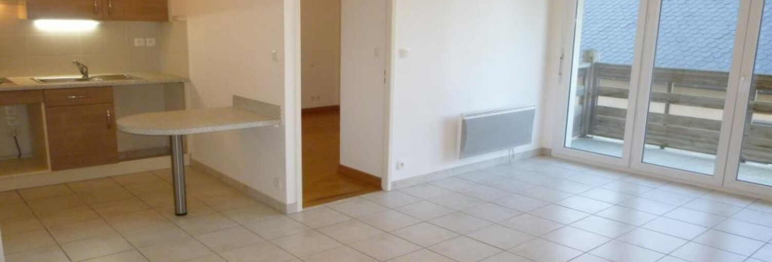 Appartement 2 Pièces 39 m² à louer à Rieupeyroux (12240)