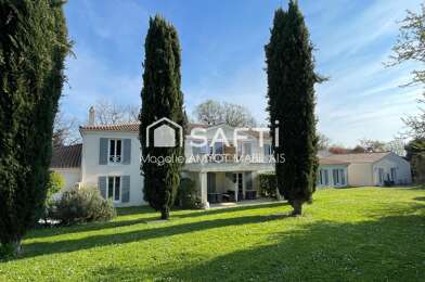 Commerce 30 pièces 999000 €