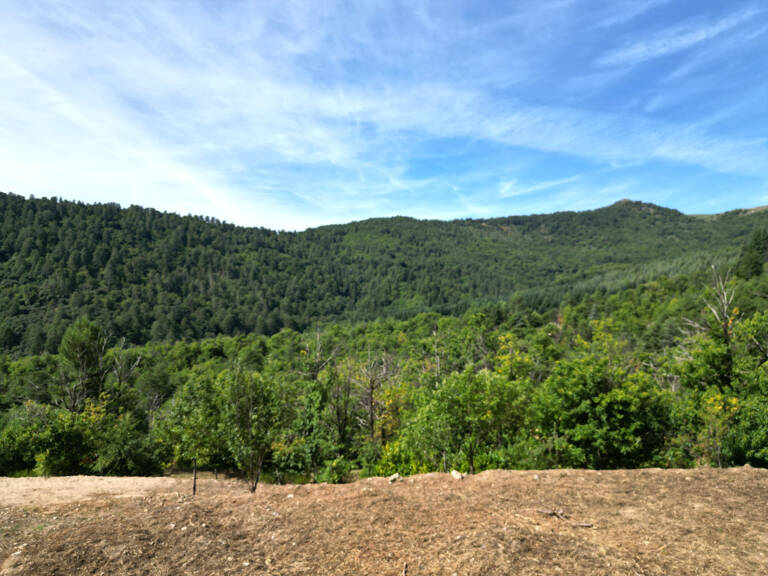 Terrain constructible avec vue panoramique. — photo 1