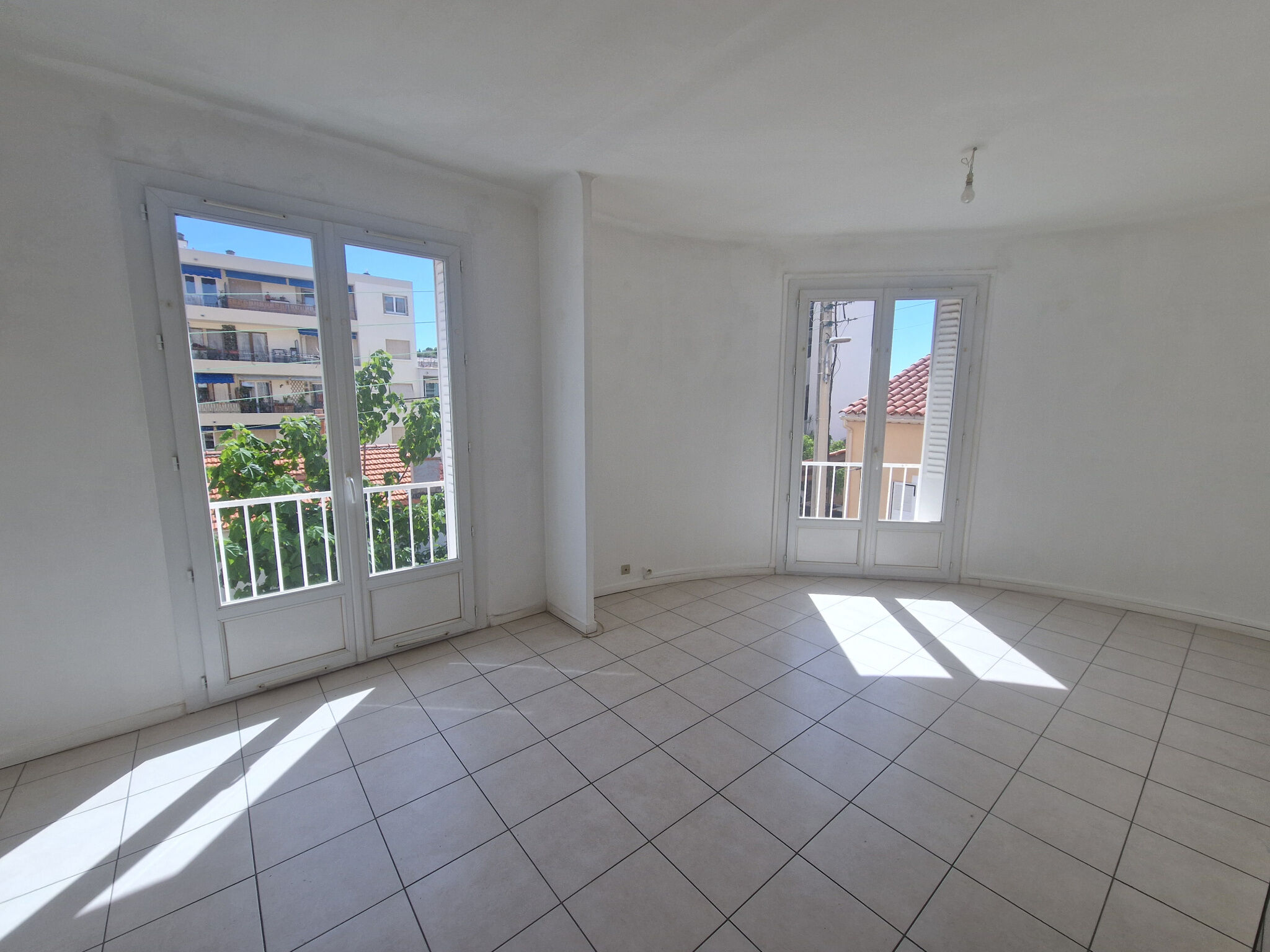 Toulon Appartement 2 pièces 43 m²