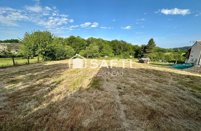 Terrain constructible au coeur du village — photo 2