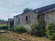 Bel ensemble immobilier, avec Majestueuse maison de Maitre et ses nombreuses dépendances. — photo 4