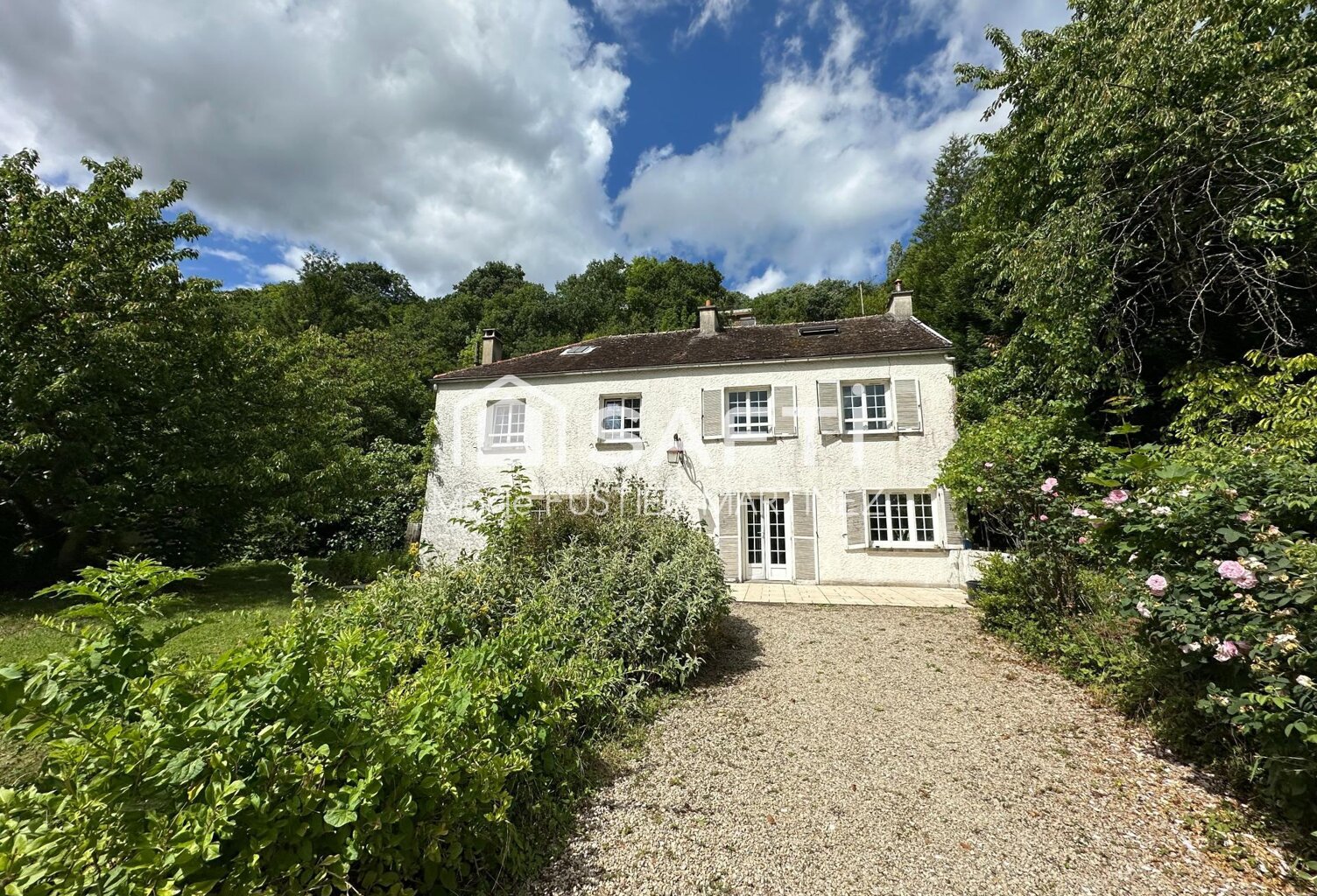 "Les Fours du Roy", maison familiale de caractère d'environ 145 m² - 6 pièces - 4 chambres - chargée d'histoire et d'authenticité. — photo 1