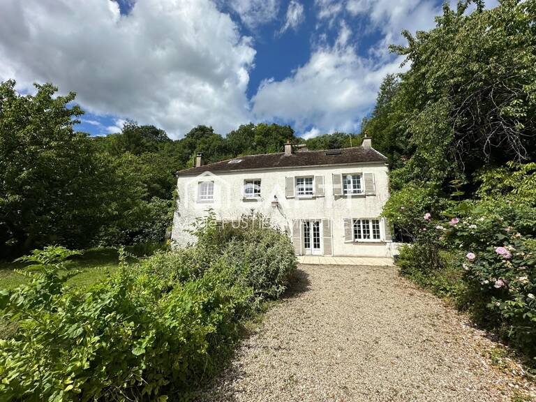 "Les Fours du Roy", maison familiale de caractère d'environ 145 m² - 6 pièces - 4 chambres - chargée d'histoire et d'authenticité. — photo 1