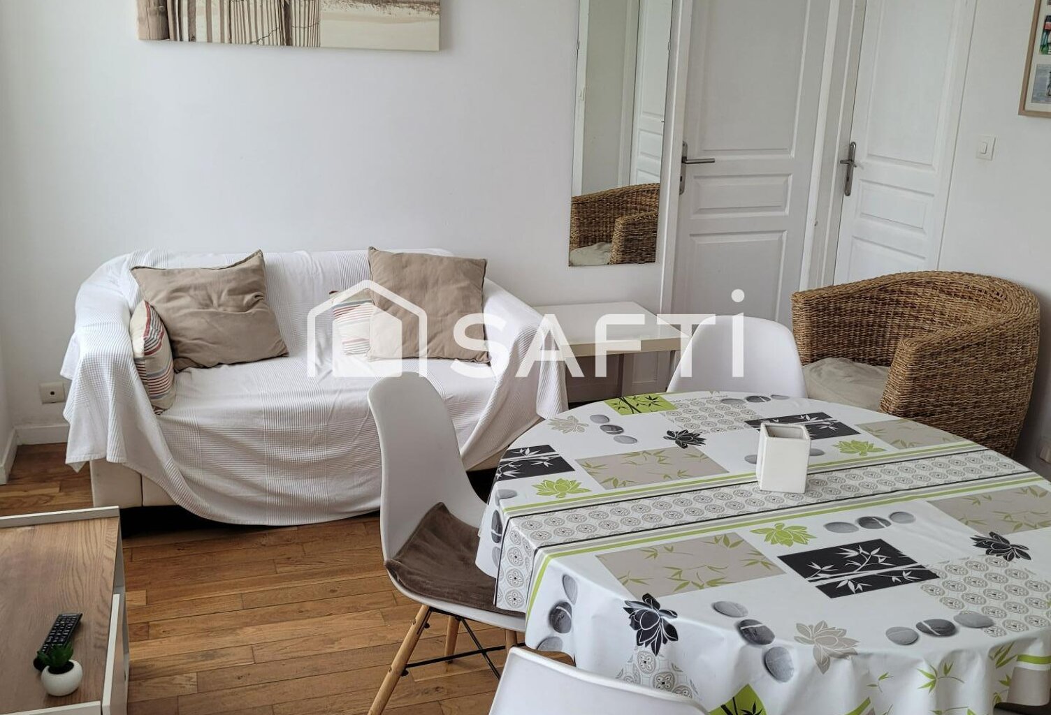Appartement au centre ville de Lesneven — photo 1