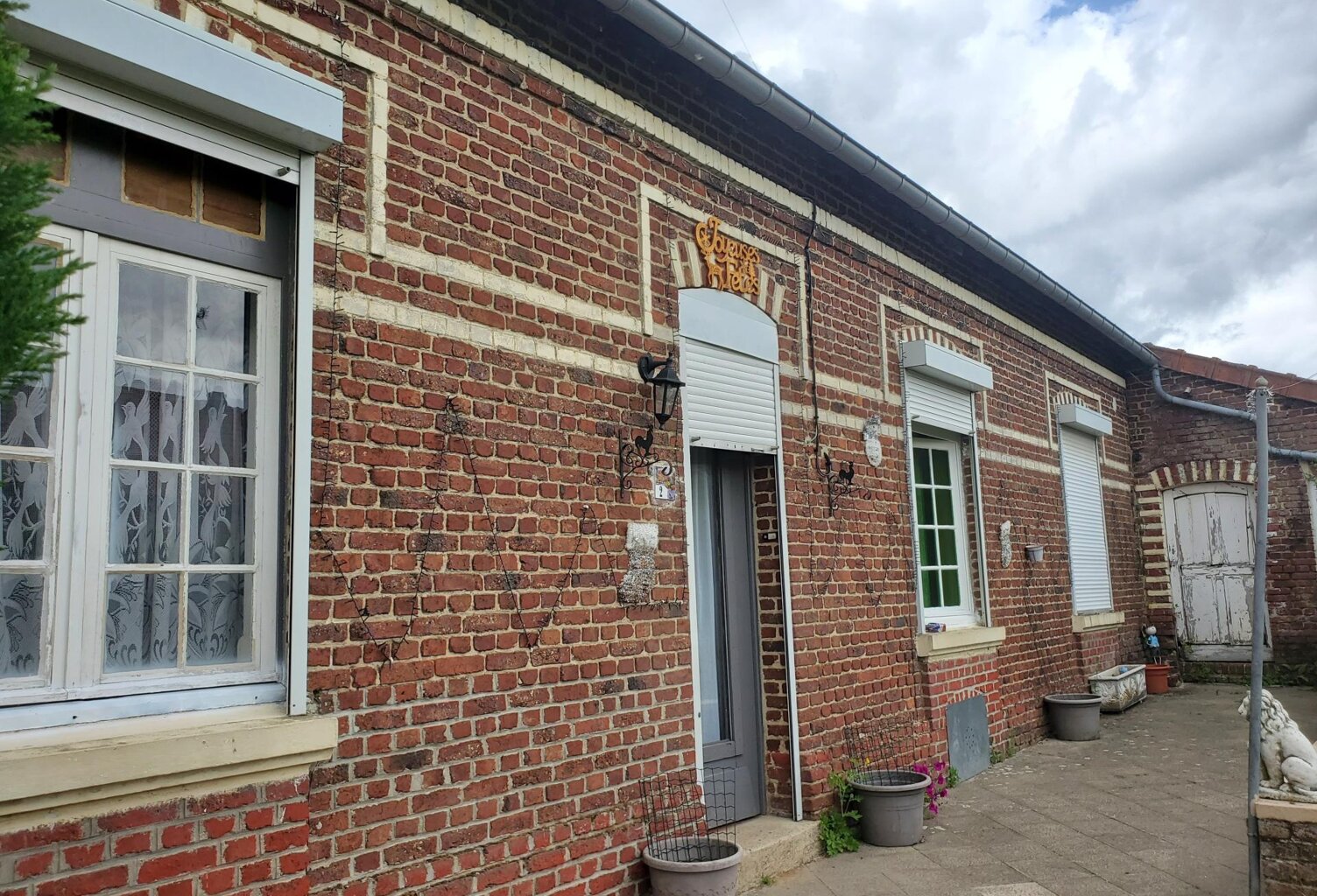 maison individuelle avec beau jardin — photo 1