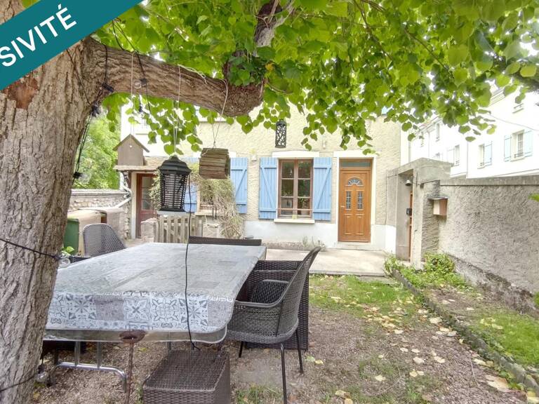 Maison 70 m2, 4 pièces, 3 chambres, garage, jardin — photo 1