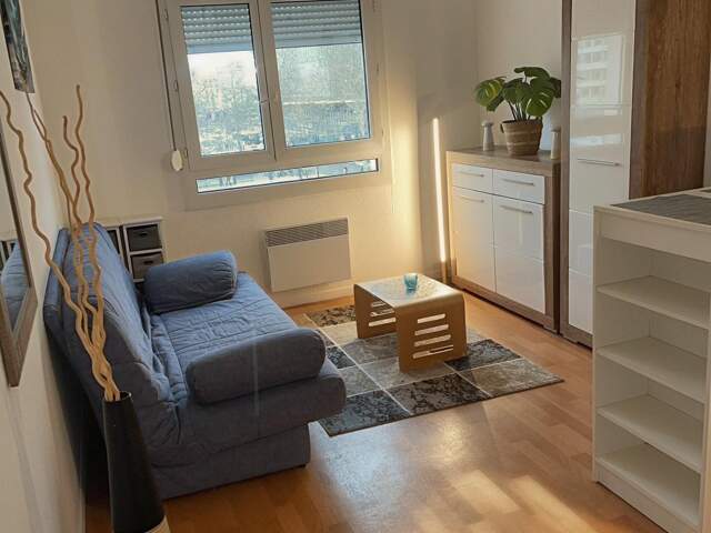 STUDIO MEUBLE IDEAL ETUDIANT — photo du bien