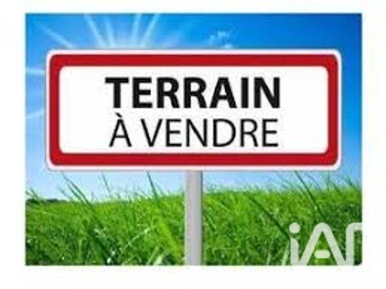 Vente Terrain 7 055 m&sup2; — photo 1