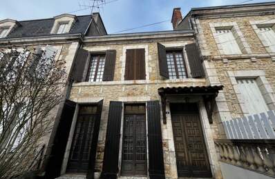 Maison de ville de 6 pièces principales — photo du bien