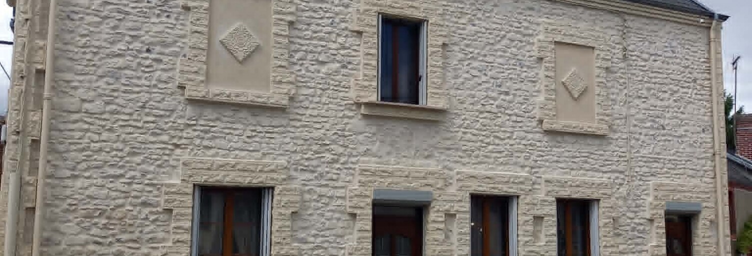 Maison 6 Pièces 150 m² à vendre à Sury-ès-Bois (18260)