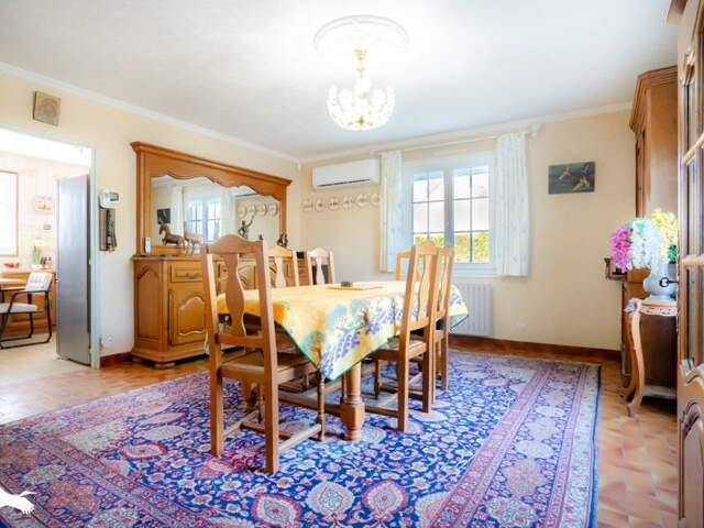 Maison 8 pièces 160 m² à Maillé — photo du bien