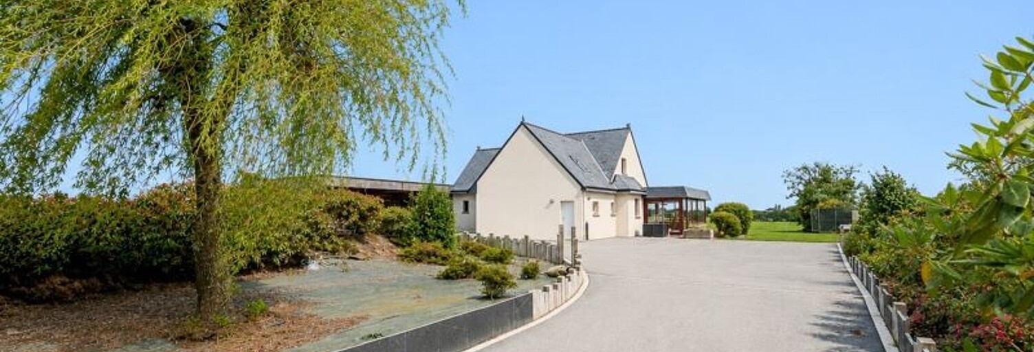 Maison 7 Pièces 175 m² à vendre à Plounéventer (29400)