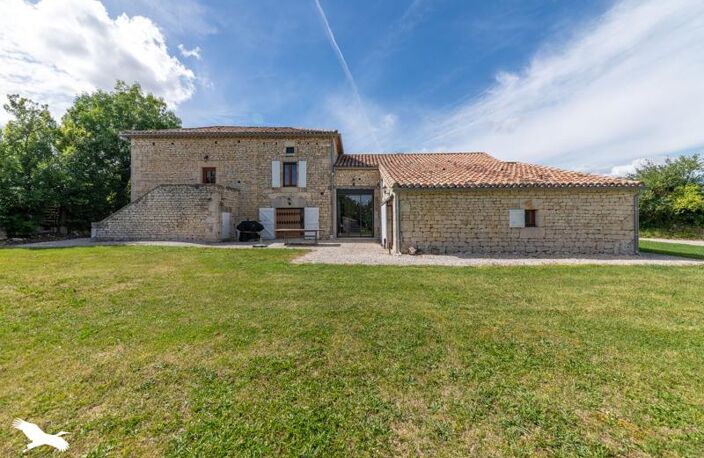 Maison en pierre de 5 pièces principales — photo 3