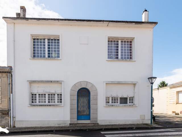 Maison de ville de 7 pièces principales — photo du bien