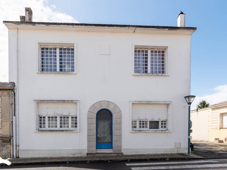 Maison de ville de 7 pièces principales — photo 1