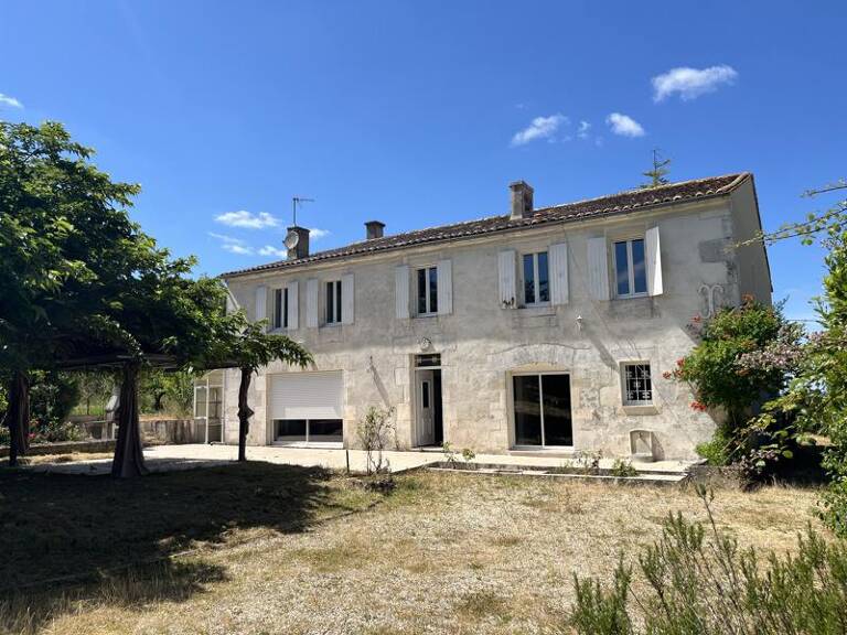 Charentaise de 5 pièces principales — photo 1