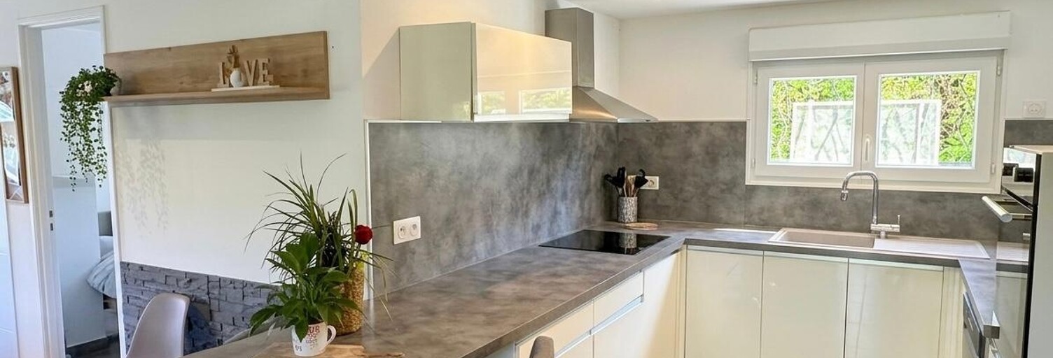 Maison 10 Pièces 183 m² à vendre à Châteauneuf-du-Rhône (26780)