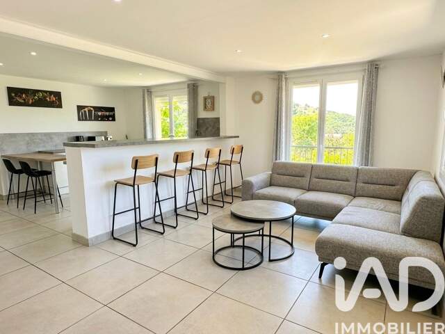 Vente Maison traditionnelle 10 pièces — photo du bien
