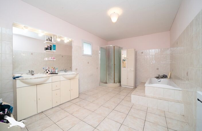Maison en pierre de 5 pièces principales — photo 5