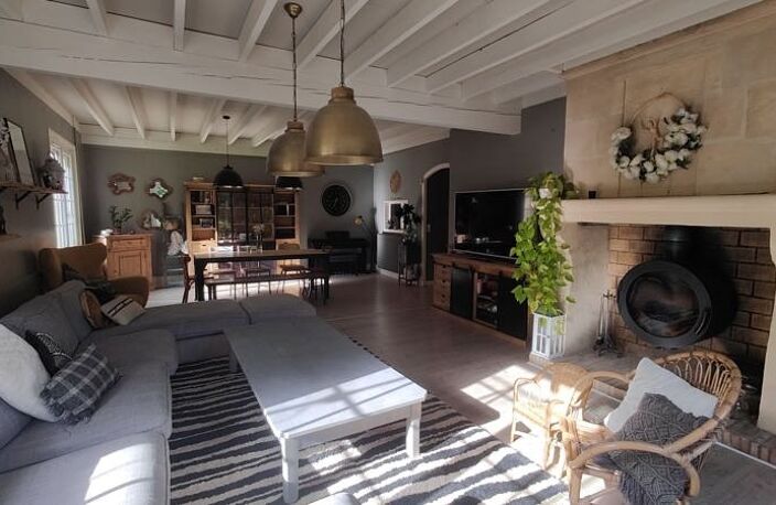 Maison en pierre de 5 pièces principales — photo 2