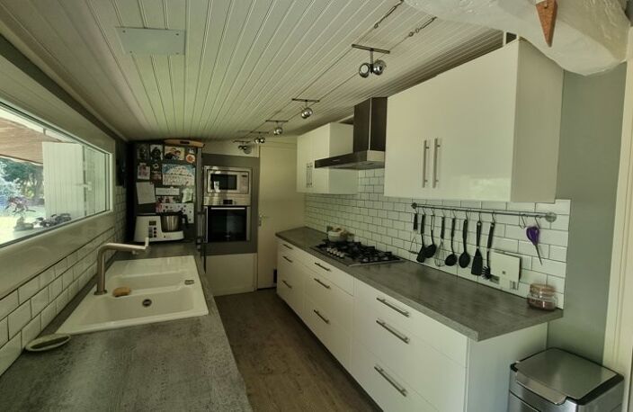 Maison en pierre de 5 pièces principales — photo 4