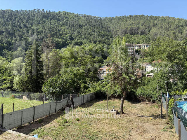 Vente appartement 4 pièces en rez de jardin L'escarene — photo du bien
