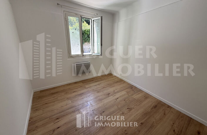Vente appartement 4 pièces en rez de jardin L'escarene — photo 2