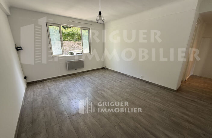 Vente appartement 4 pièces en rez de jardin L'escarene — photo 5
