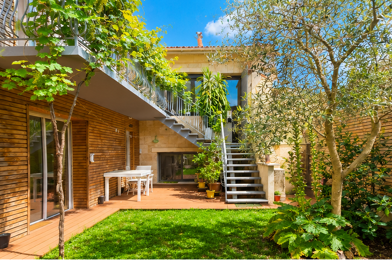 Maison 7 pièces 742000 €