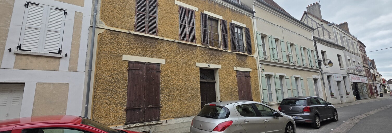 Maison 5 Pièces 130 m² à vendre à Bray-sur-Seine (77480)