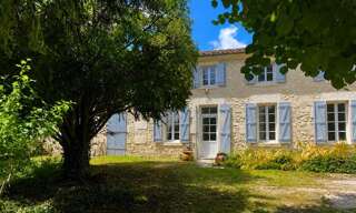 Maison 8 Pièces 277 m² à vendre à Pont-l'Abbé-d'Arnoult (17250)