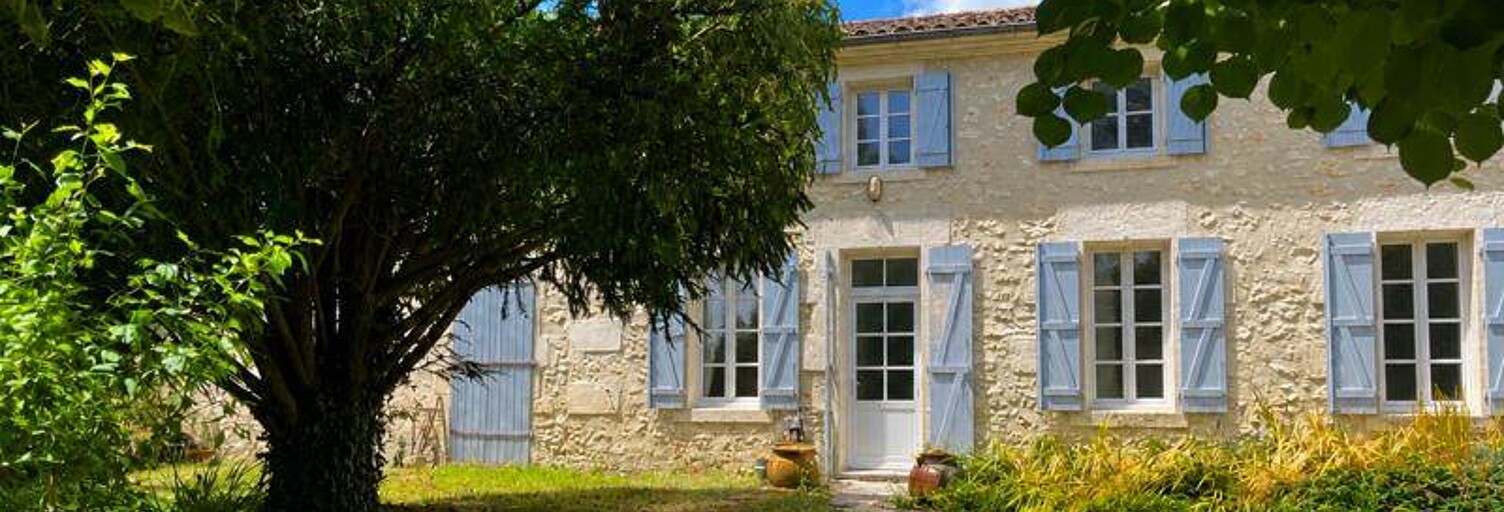 Maison 8 Pièces 277 m² à vendre à Pont-l'Abbé-d'Arnoult (17250)