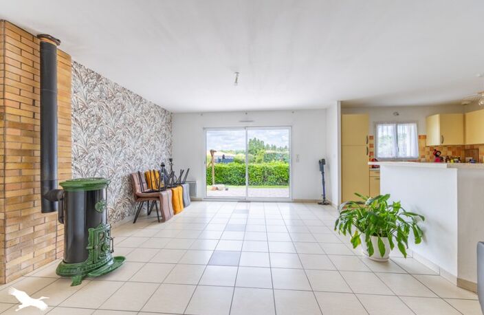 Vente maison 4 pièces 89 m² Saint-Mathurin (85150) — photo 3